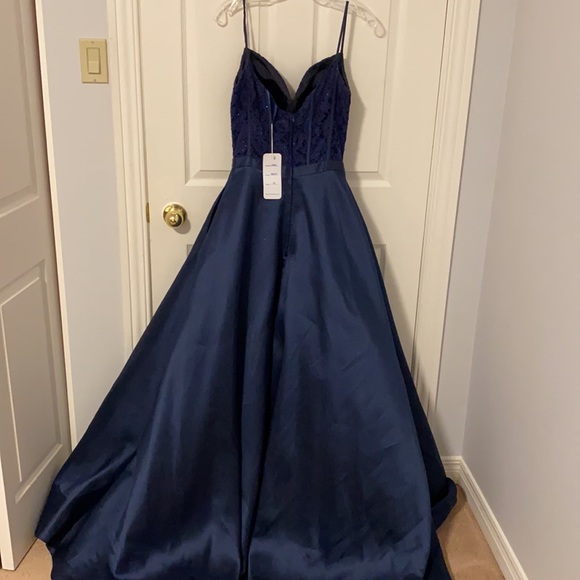 Size 10 blue Nina Canacci prom dress - Picture 2 of 2